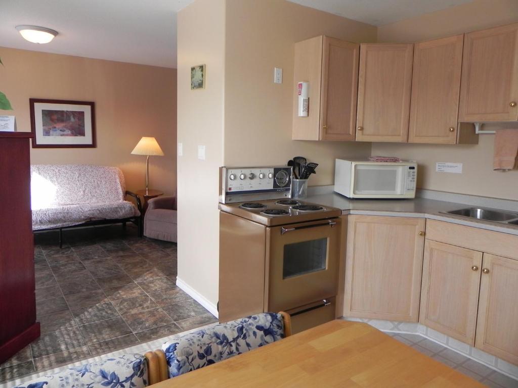 Destiny Beach Resort Osoyoos Zimmer foto