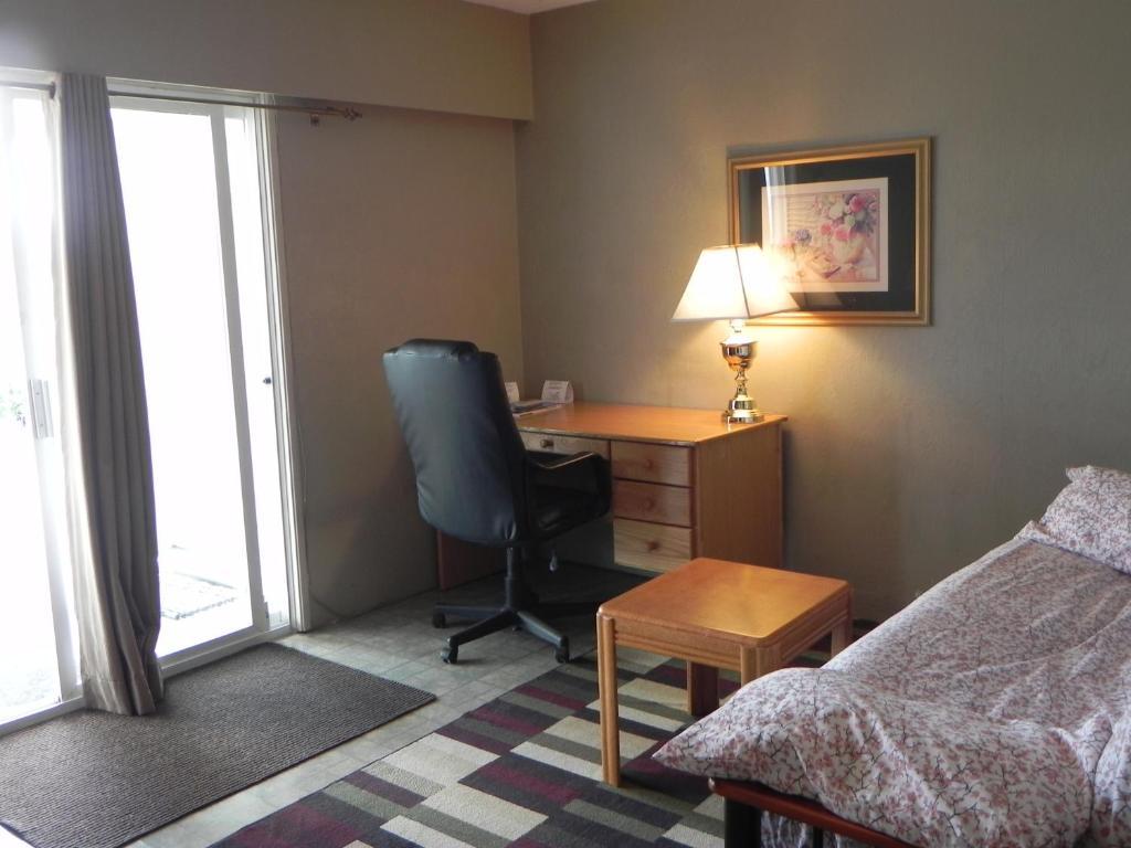 Destiny Beach Resort Osoyoos Zimmer foto